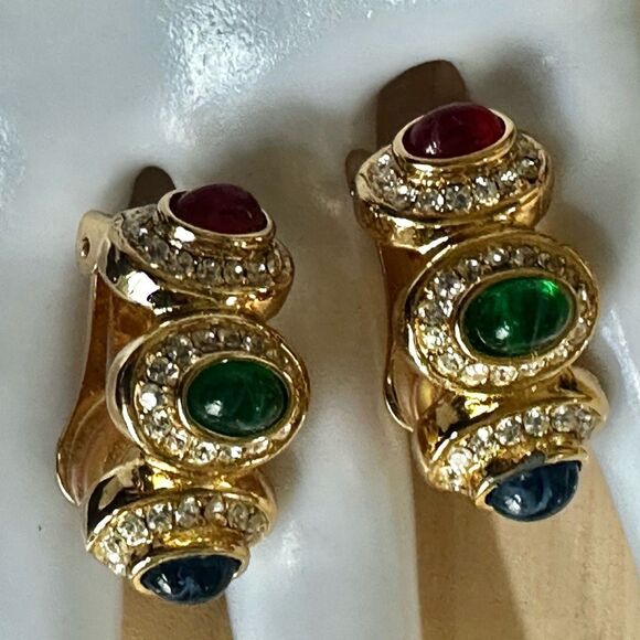 Vintage Christian Dior “Jewels of India” Clip-On Earrings - Picture 2 of 9